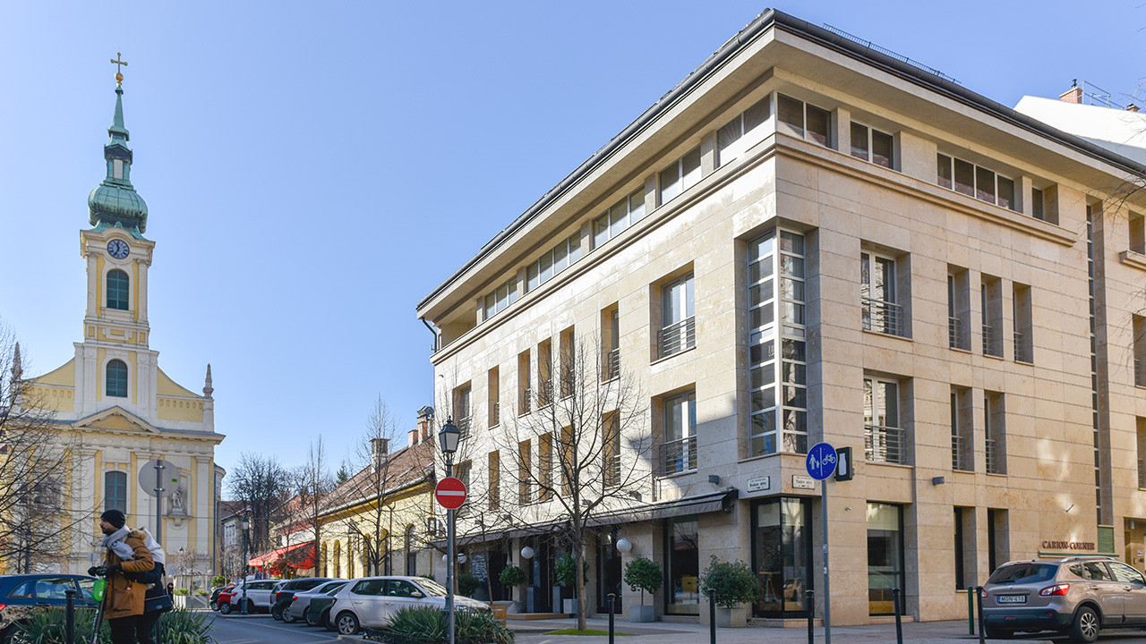 Pauler Corner Irodaház